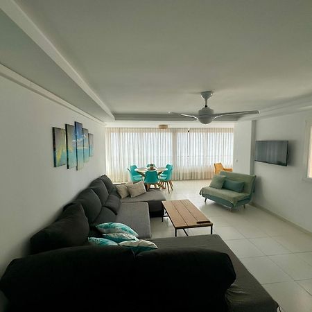 Apartamentos Coastal Haven 貝尼多姆 外观 照片