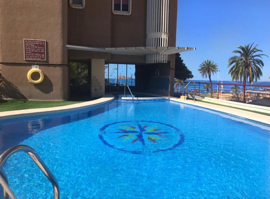 Apartamentos Coastal Haven 貝尼多姆 外观 照片