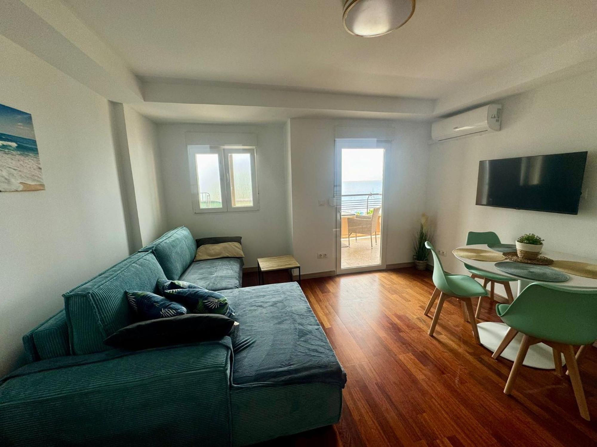 Apartamentos Coastal Haven 貝尼多姆 外观 照片