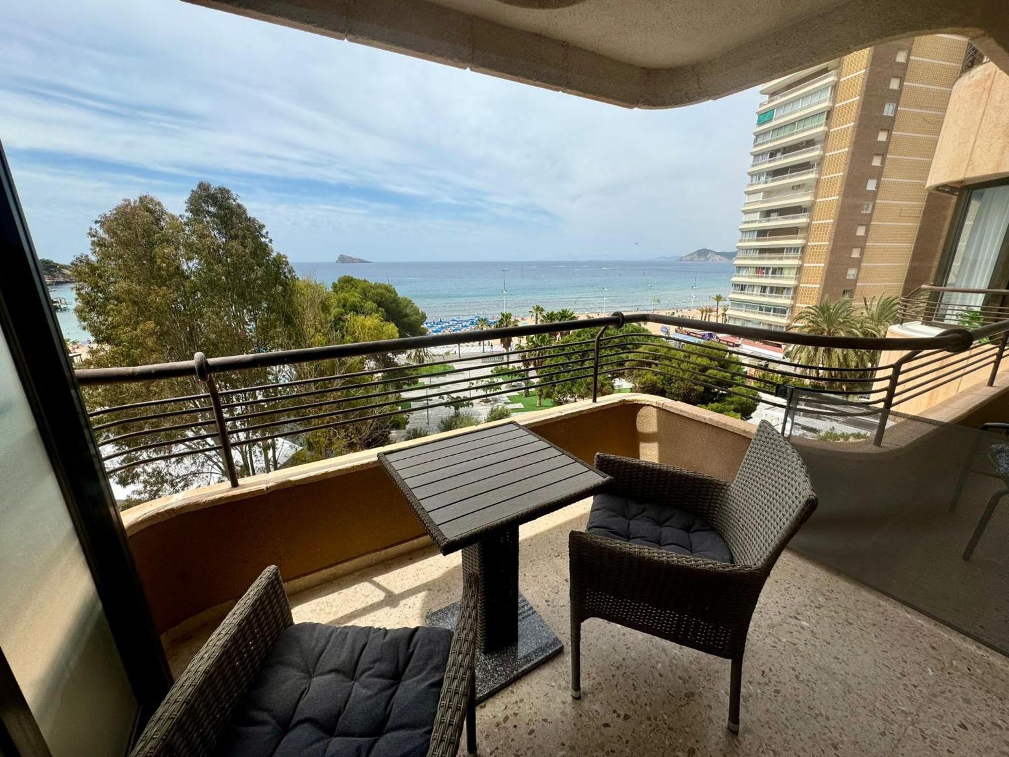Apartamentos Coastal Haven 貝尼多姆 外观 照片